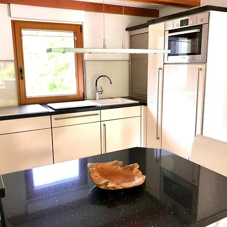 Finnhuette-seeblick-an-der-elbe בית נופש