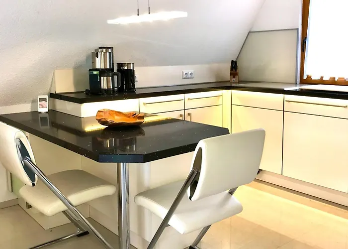 Finnhuette-seeblick-an-der-elbe بيت للعطل Lenzen